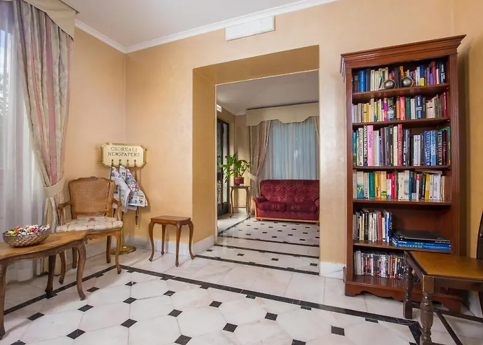מלון Arco Di Travertino